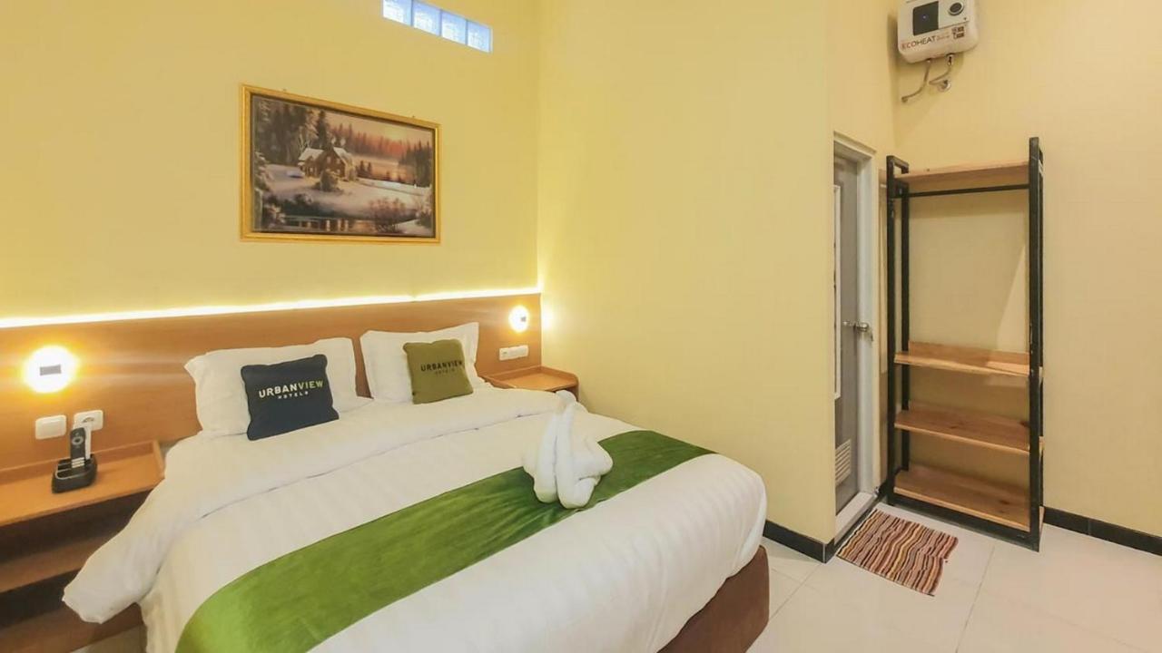 Urbanview Hotel Sakura Kampung Inggris Pare By Reddoorz 외부 사진